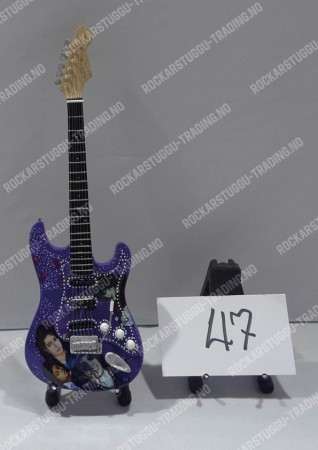 MICHAEL JACKSON FENDER STRATOCASTER